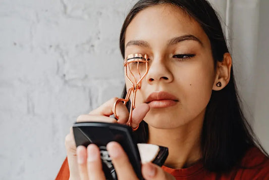 Why Lash Curls are a Game-Changer in Beauty